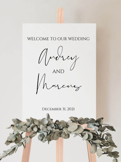welcome sign with first names and date gatorboard welcome sign